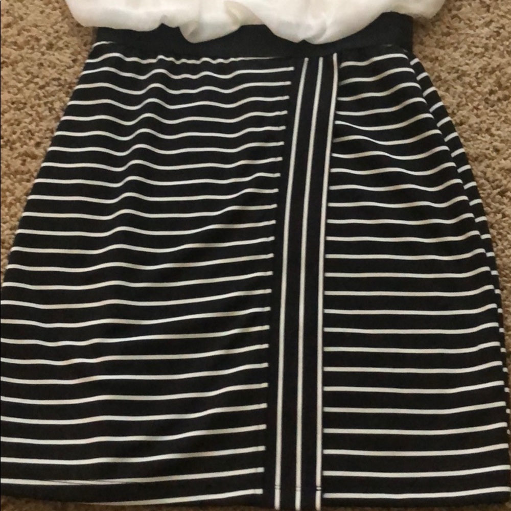 Dress - Picture 3 of 5